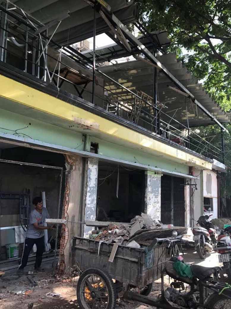 Quá trình thi công công trình thiết kế quán ăn hải sản sinh thái cô Tư Cà Mau