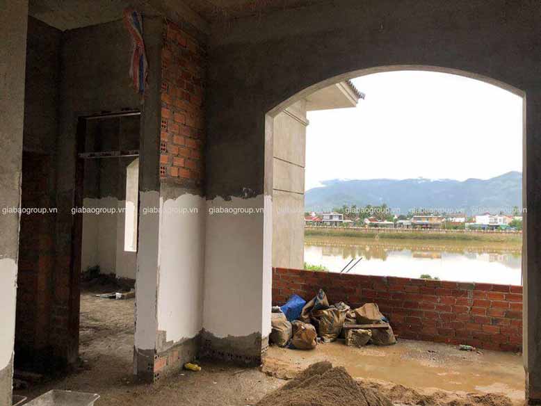 thiết kế biệt thự tân cổ điển 2 mặt