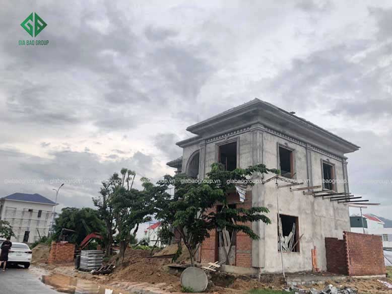 Quá trình thi công biệt thự bán cổ điển tại Nha Trang.