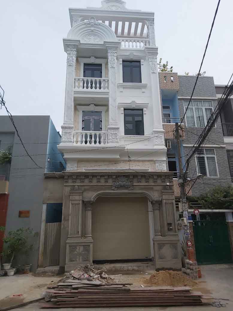 Hình ảnh thực tế thi công nhà phố tân cổ điển