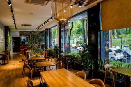 Thi công nội thất quán cafe ICED COFFEE phong cách trẻ trung hiện đại