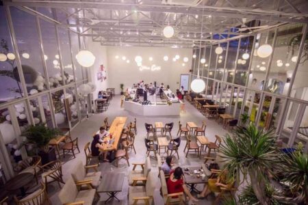 Ollin Cafe- Quán cafe đẹp ở Sài Gòn thiết kế độc đáo ấn tượng
