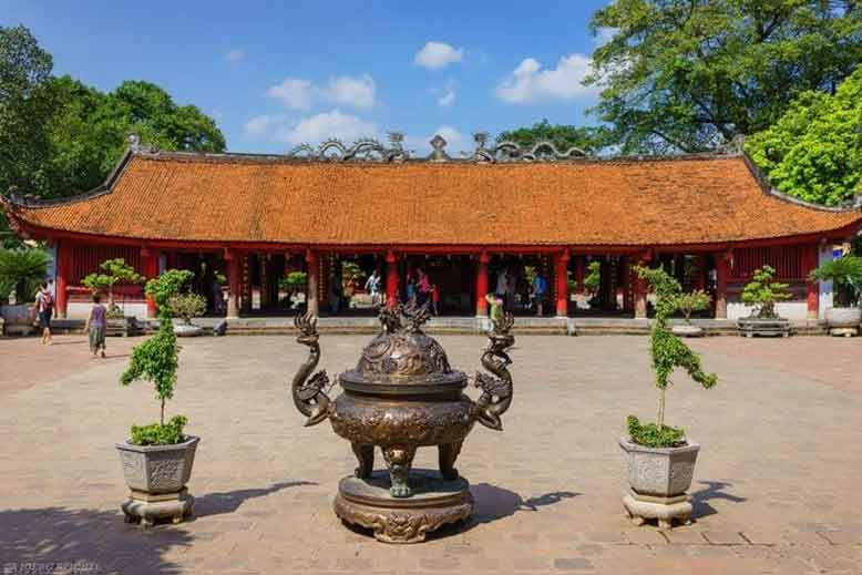 Khu bái đường