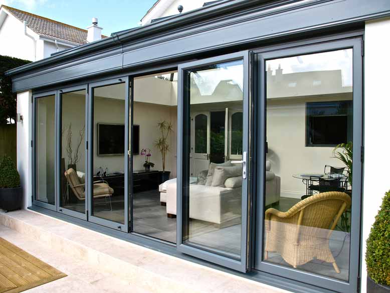Cửa đi 6 cánh và những kích thước bạn nên đảm bảo