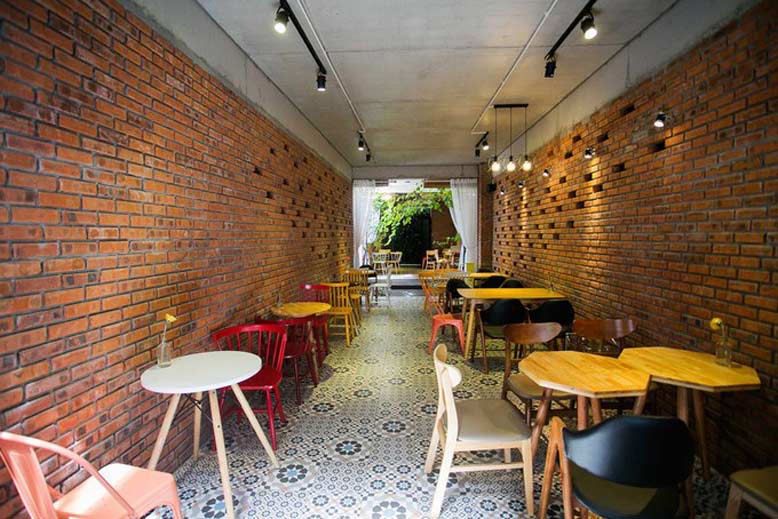 Mẫu quán cafe nhà ống giá rẻ, bình dân